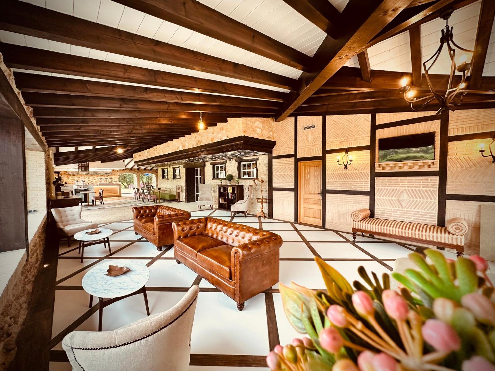 La Quinta Luxury Palace 아르누에로 외부 사진